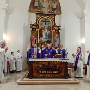 Biskup Šaško predvodio misno slavlje prigodom 79. obljetnice smrti biskupa Carevića
